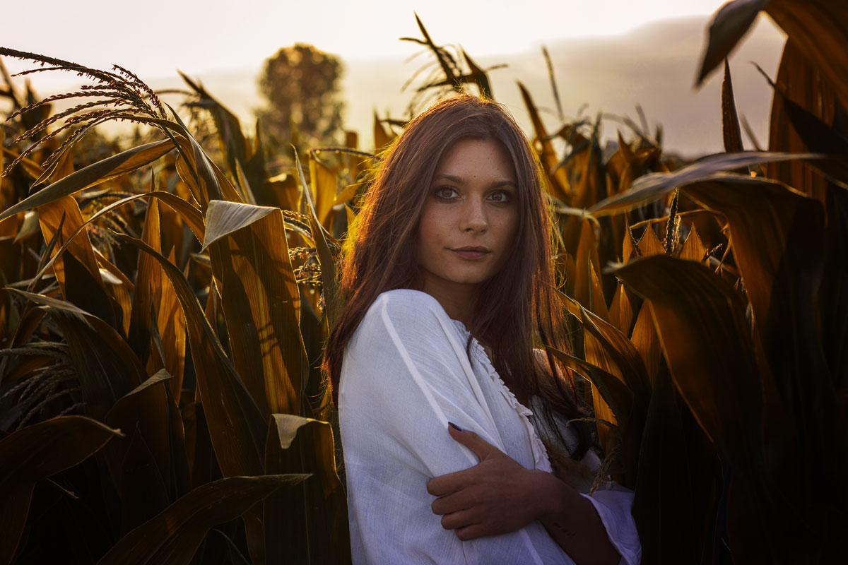 Summer moved on Foto & Bild portrait, outdoor, woman Bilder auf