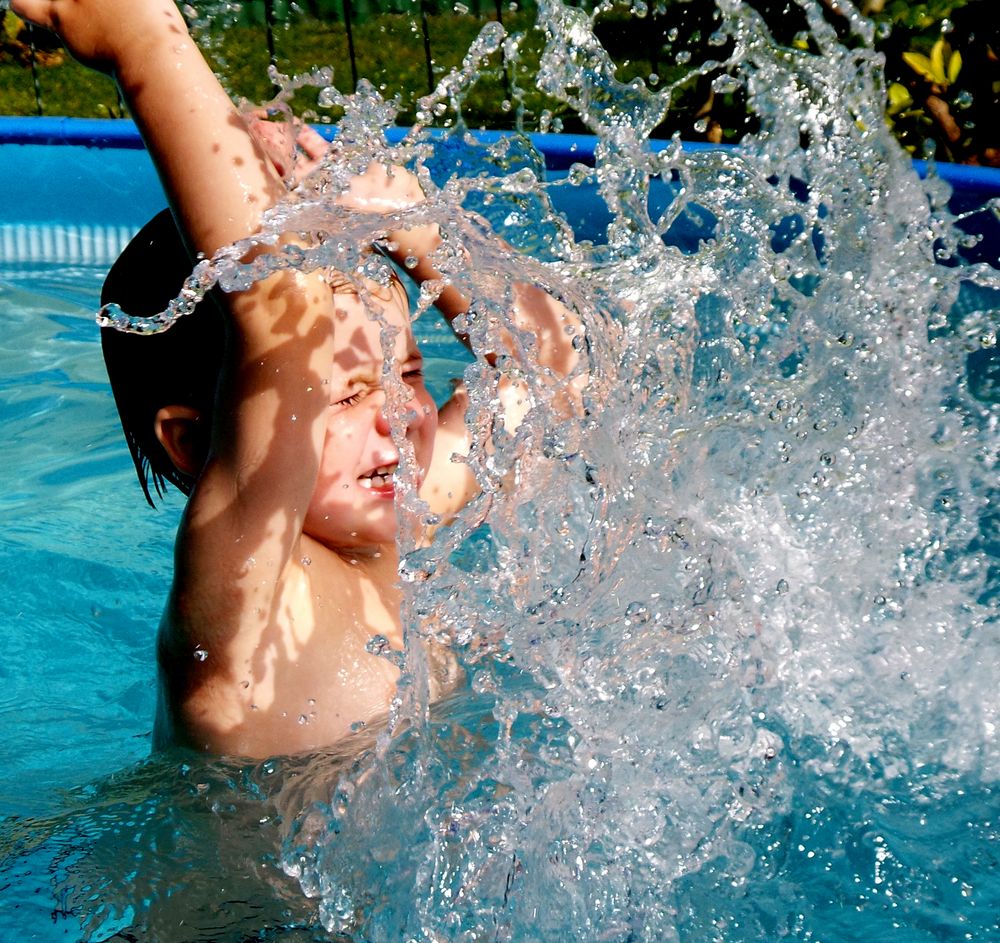 Summerfeeling Pool Spaß