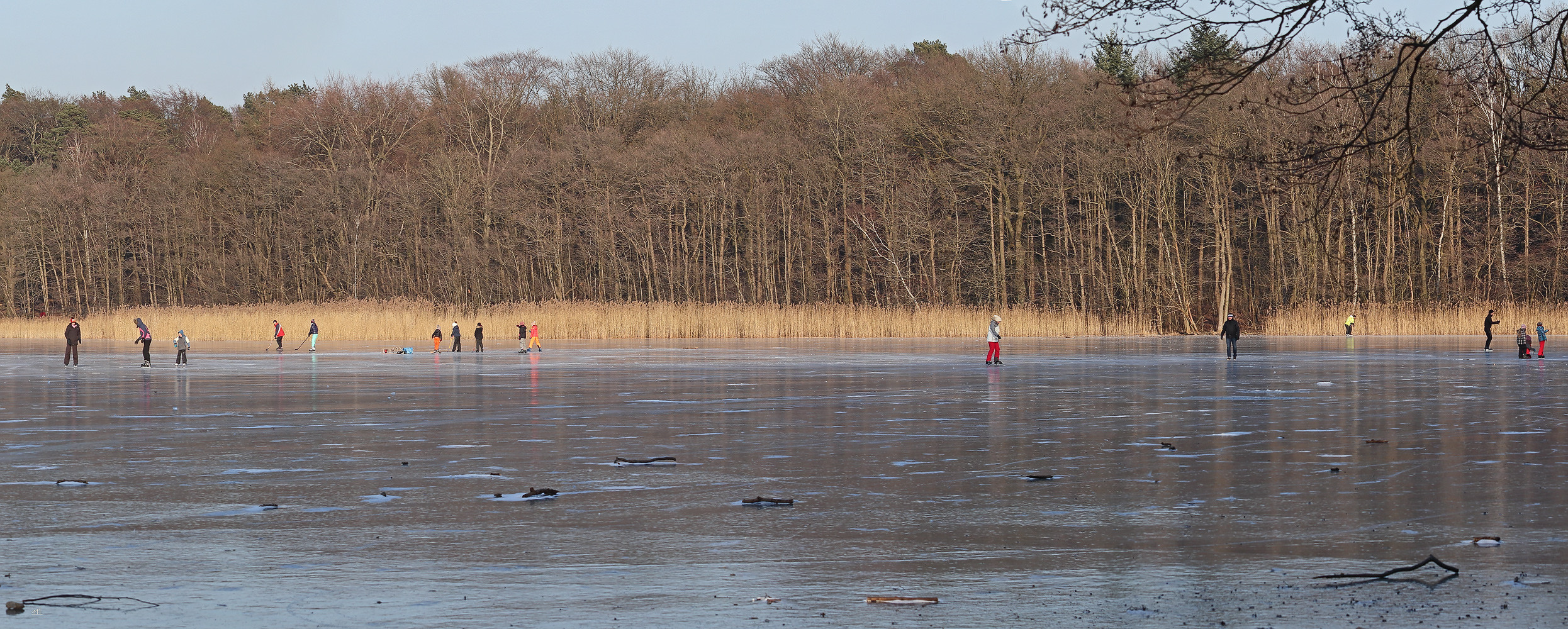 Summter See mit  Eisdecke