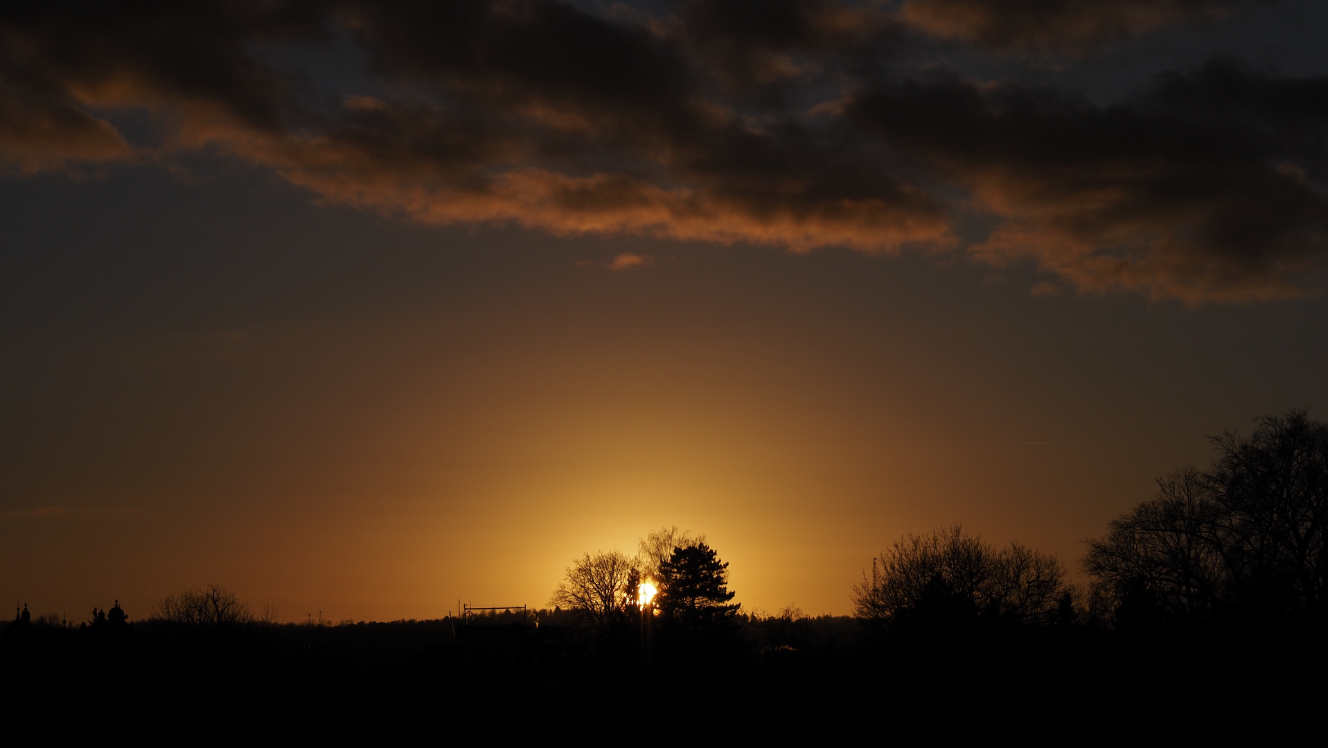 Sun down over Saxony