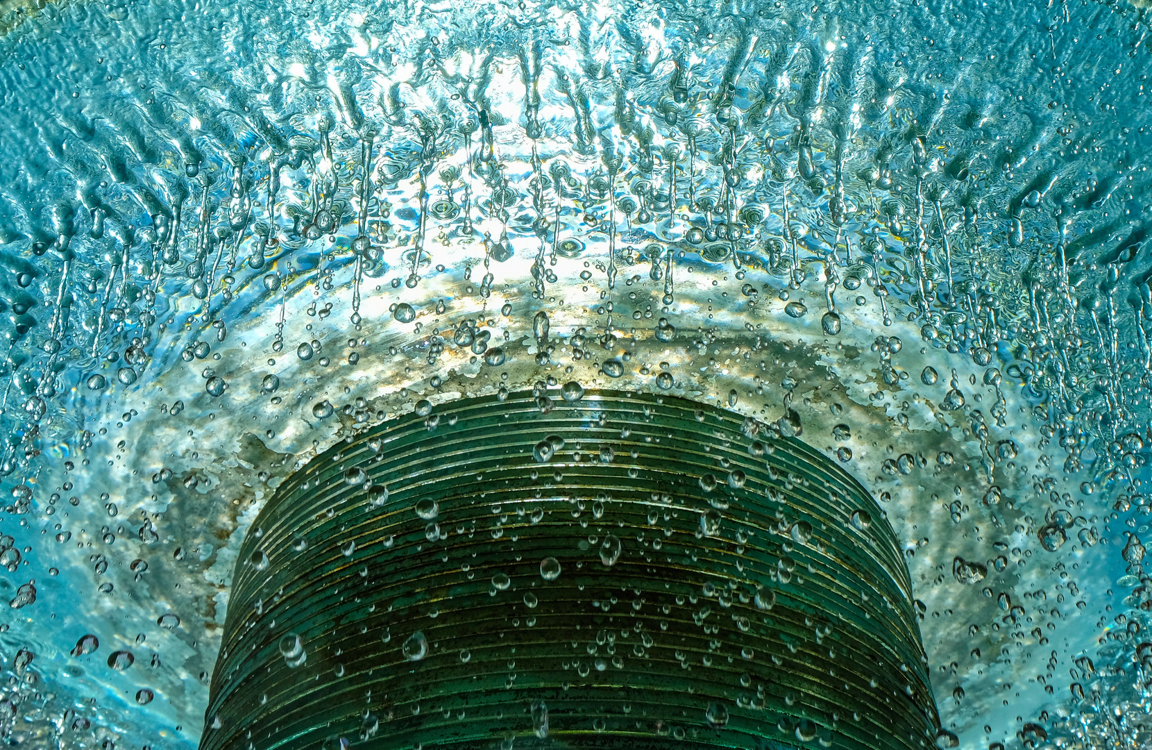 Sun, glas and water (1)