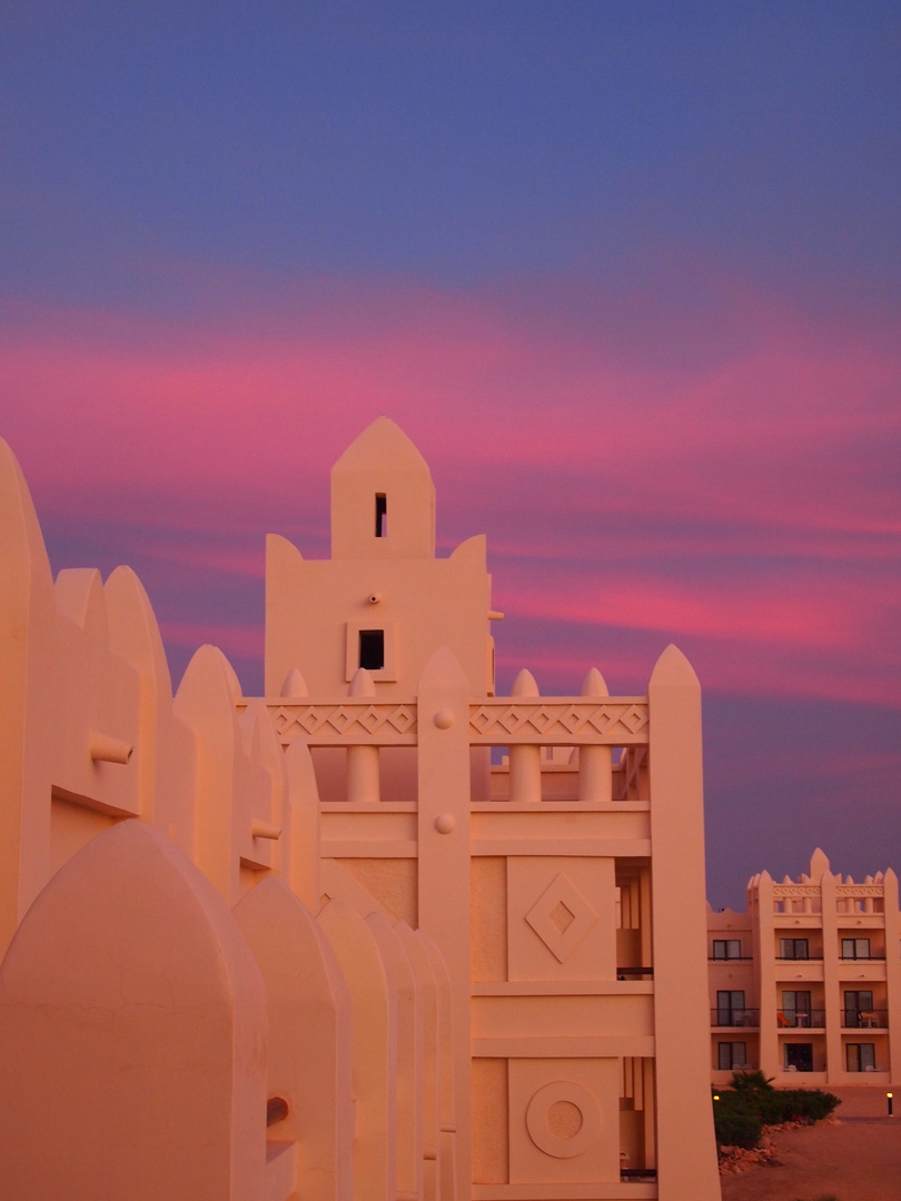 Sun goes down over Riu Karamboa