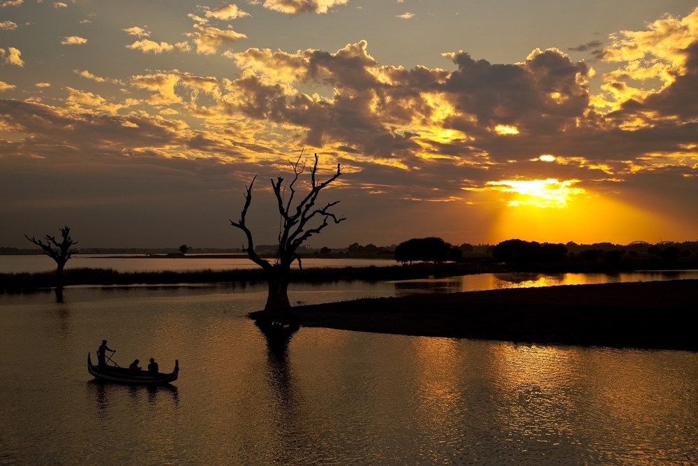 Sun set at U-Bein Bridge