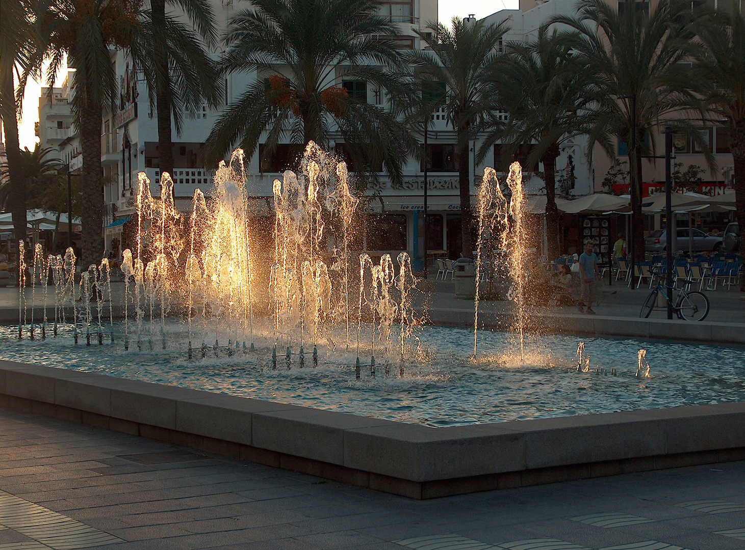 Sunbeams & Fountains, Ibiza