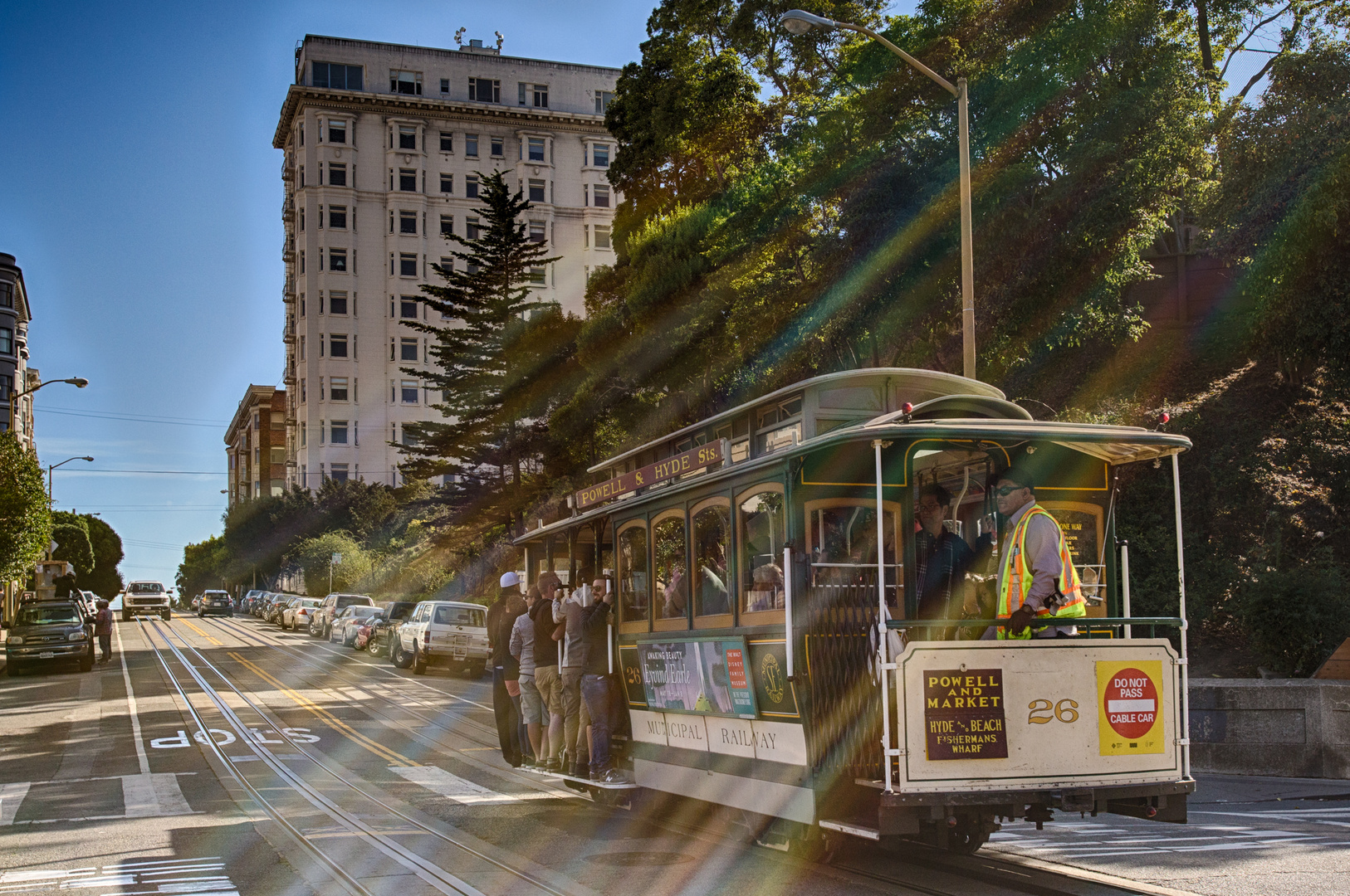 Sunbeams shine on Cable Car 