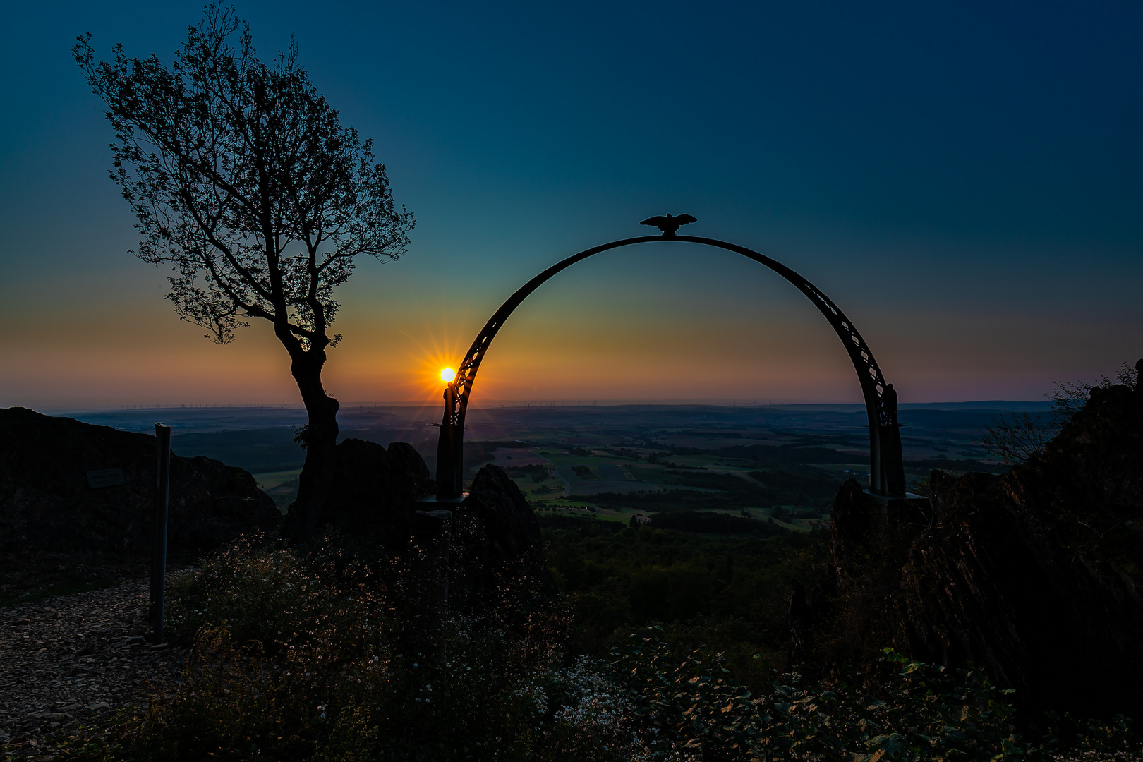 Suncrown Foto & Bild sommer, sonnenaufgang, himmel Bilder auf