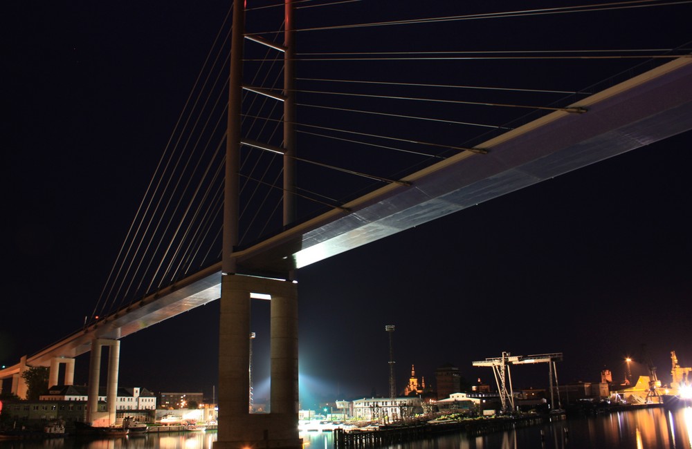 Sundbrücke im Rampenlicht