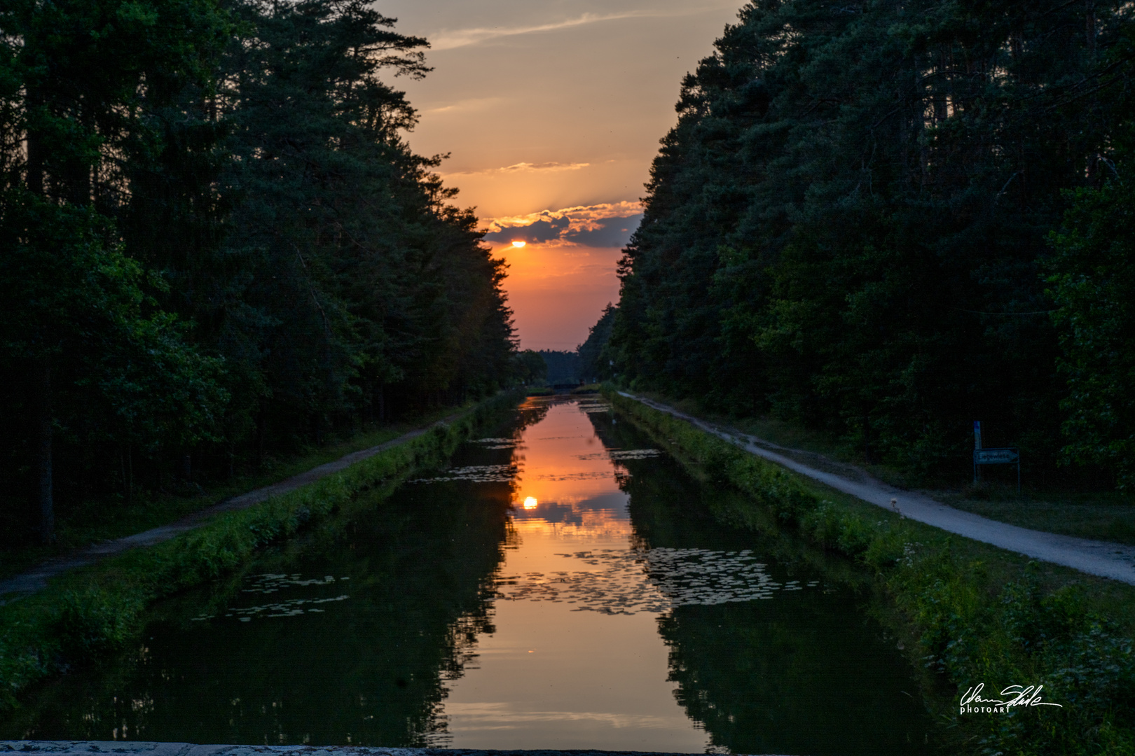 Sundown am Ludwigs-Kanal