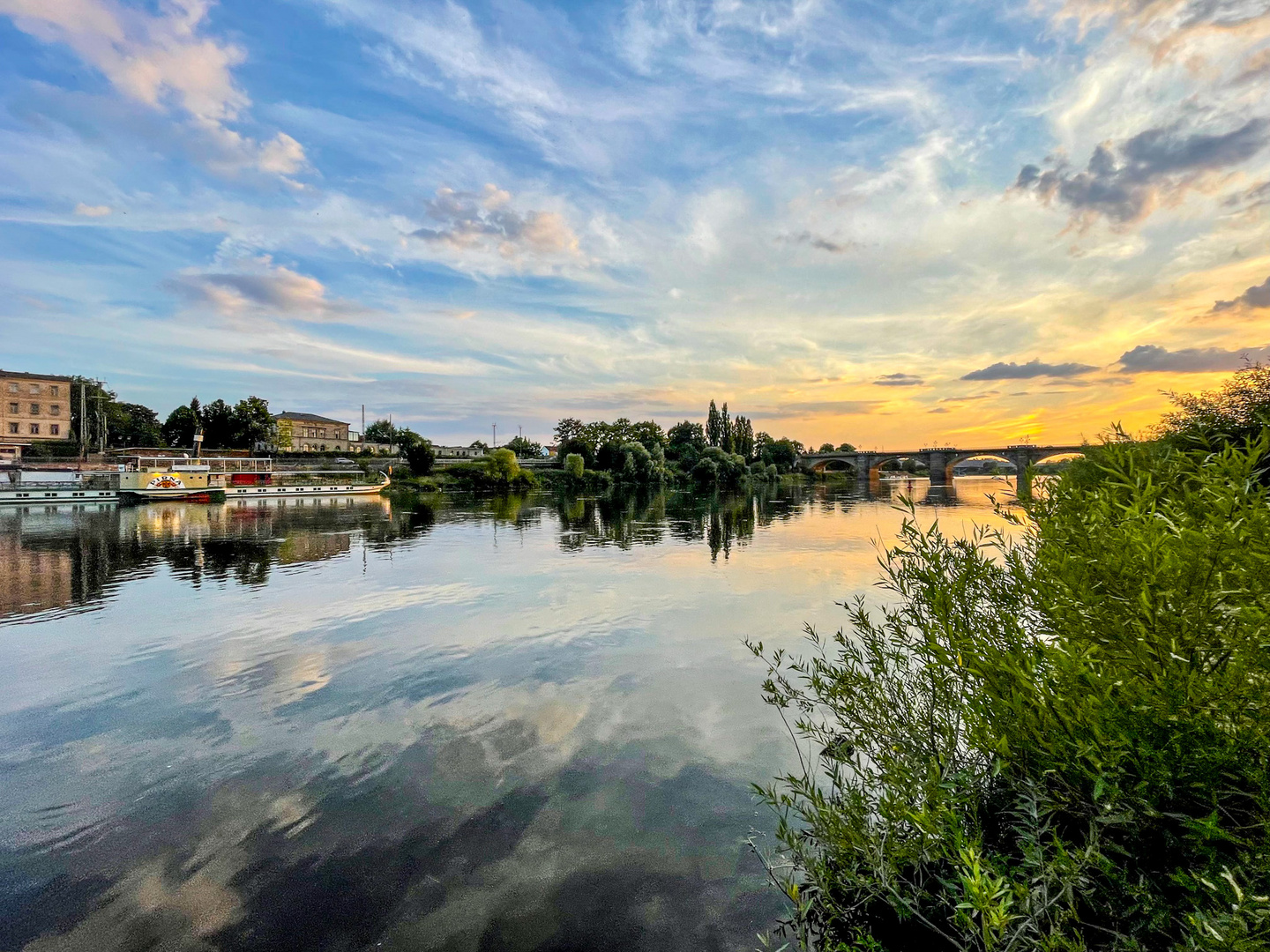 Sundown an der Elbe