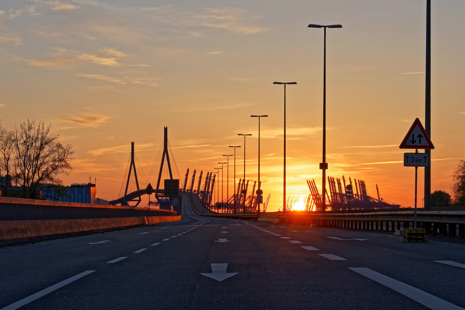 Sundown an der Köhlbrandbrücke