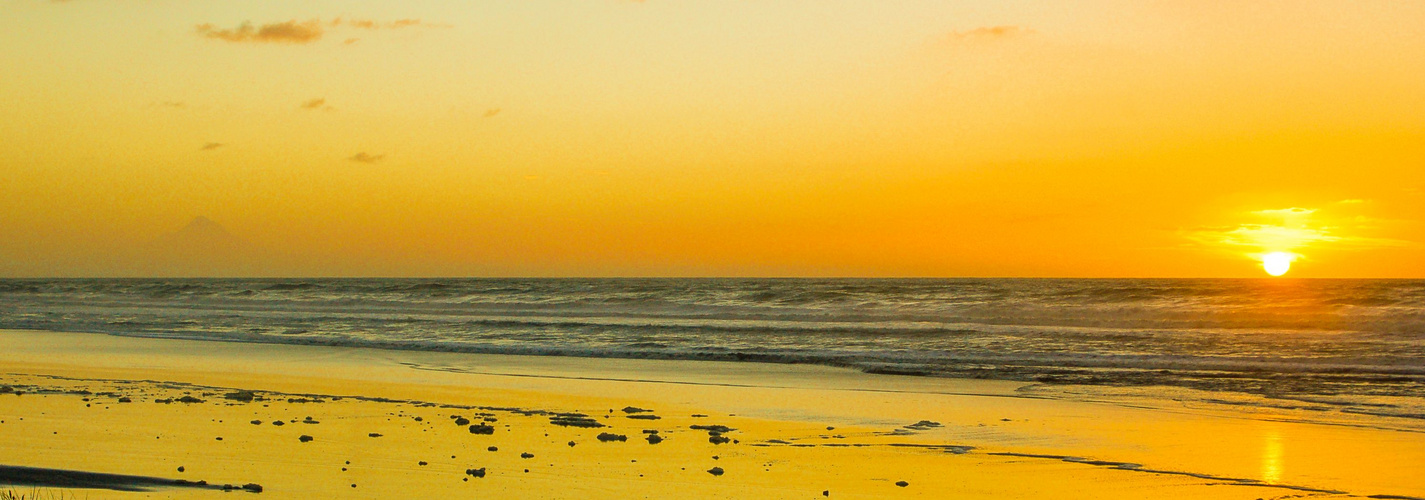 Sundown at Tasman Coast