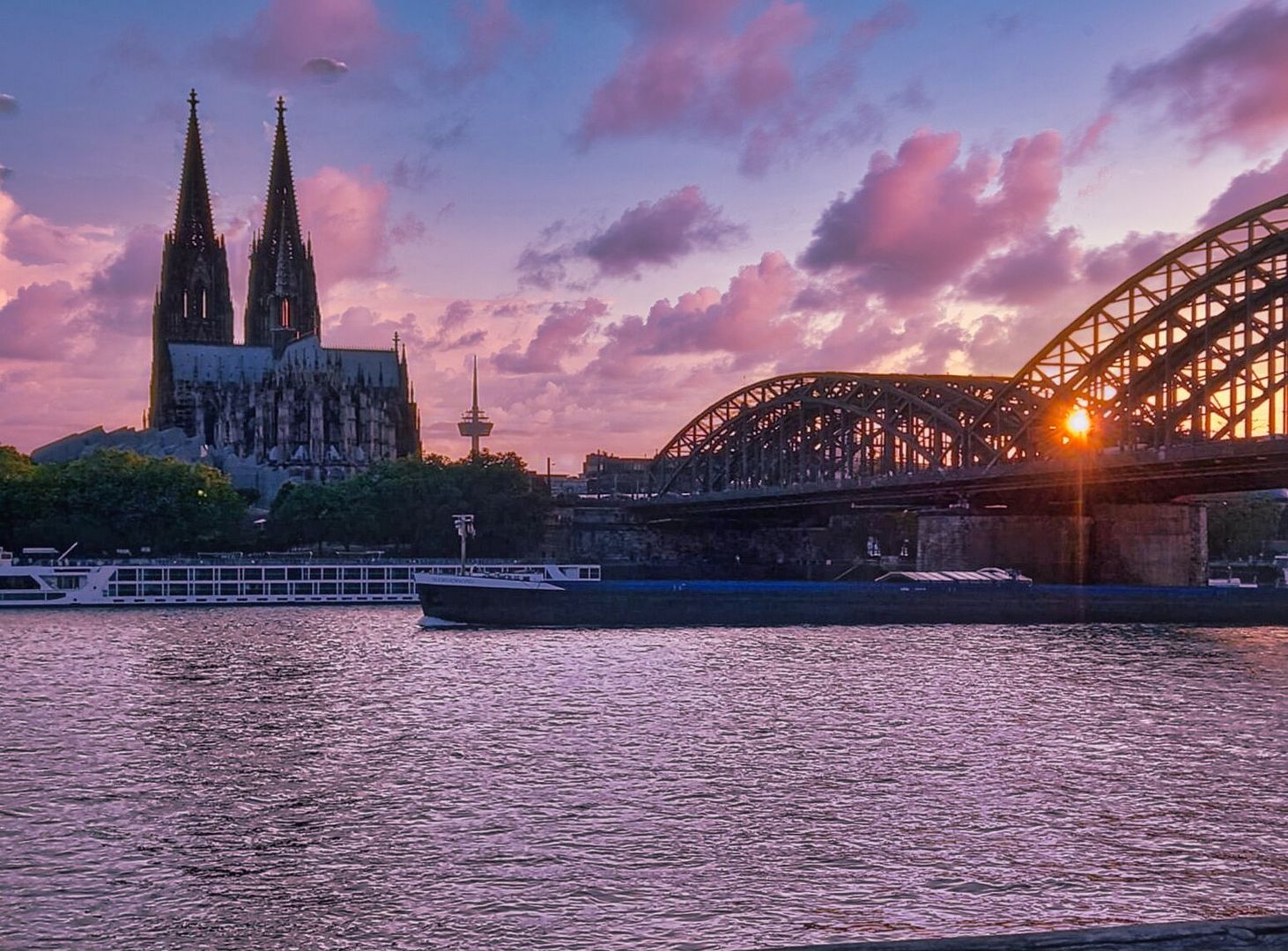 Sundown Cologne