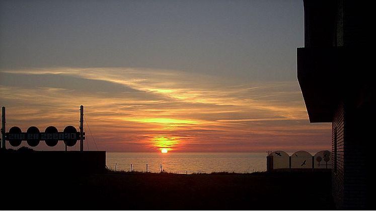 sundown in noordwijk aan zee