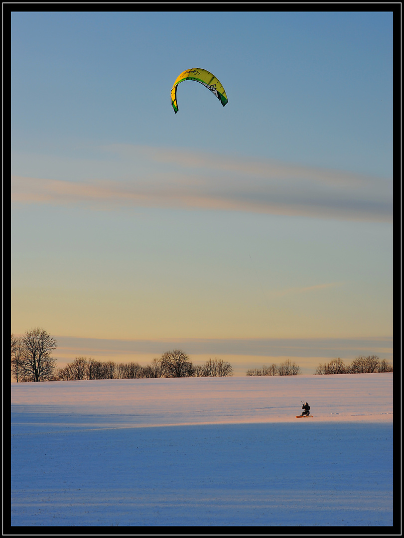 !Sundown Snowkiting!