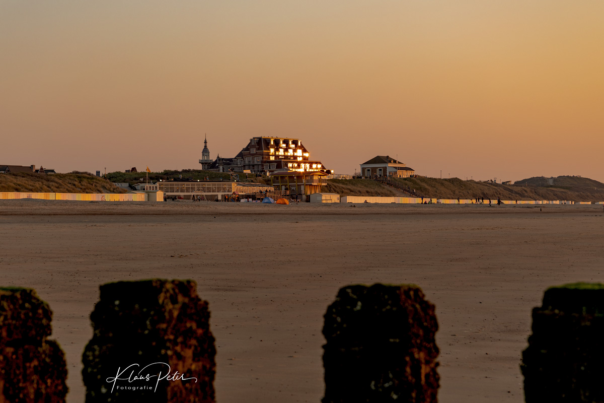 Sundown @ The Beach