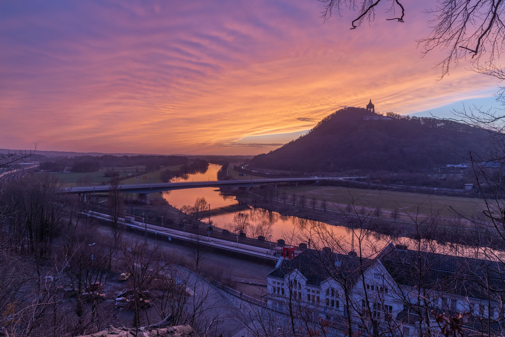 Sundowner am Tor zu Westfalen