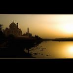 Sundowner at the Taj Mahal