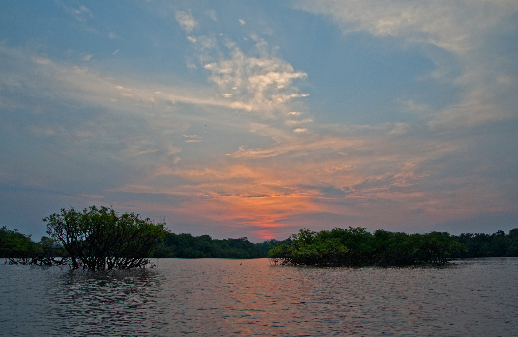 Sundowner auf dem Rio Acara