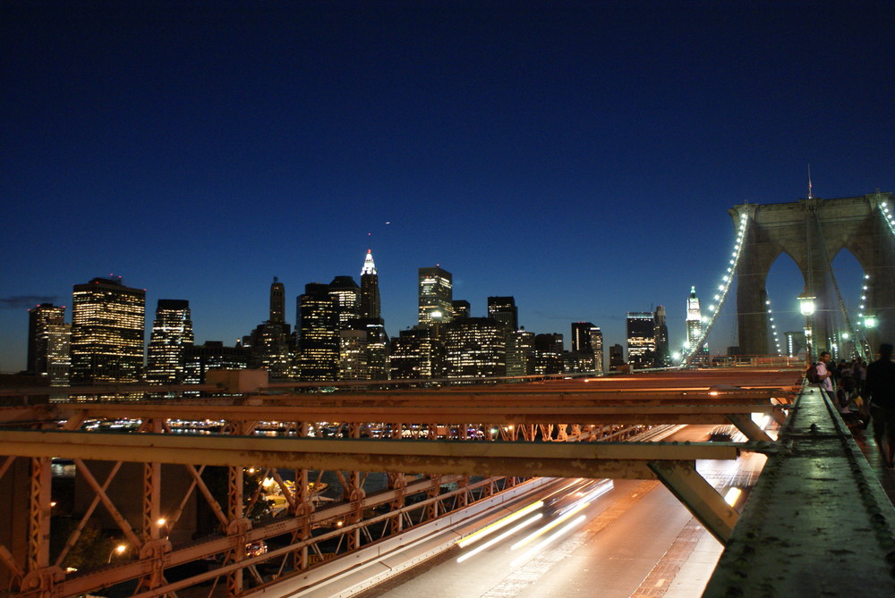 Sundowner Brooklyn Bridge