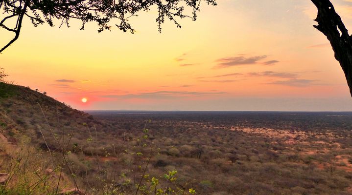 Sundowner über Afrika/Namibia.....