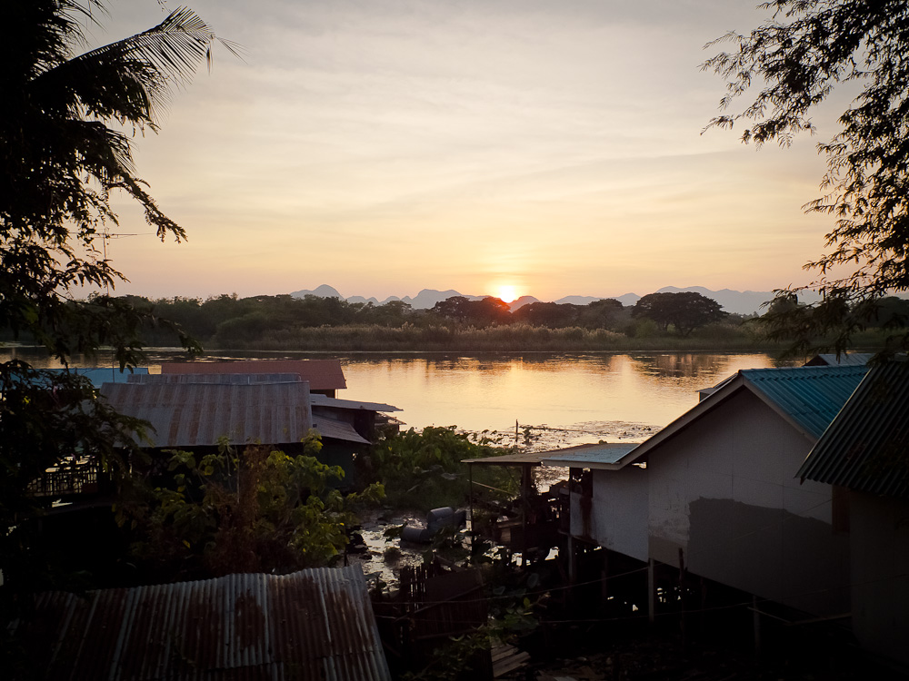 .sundown.@.river.kwai.