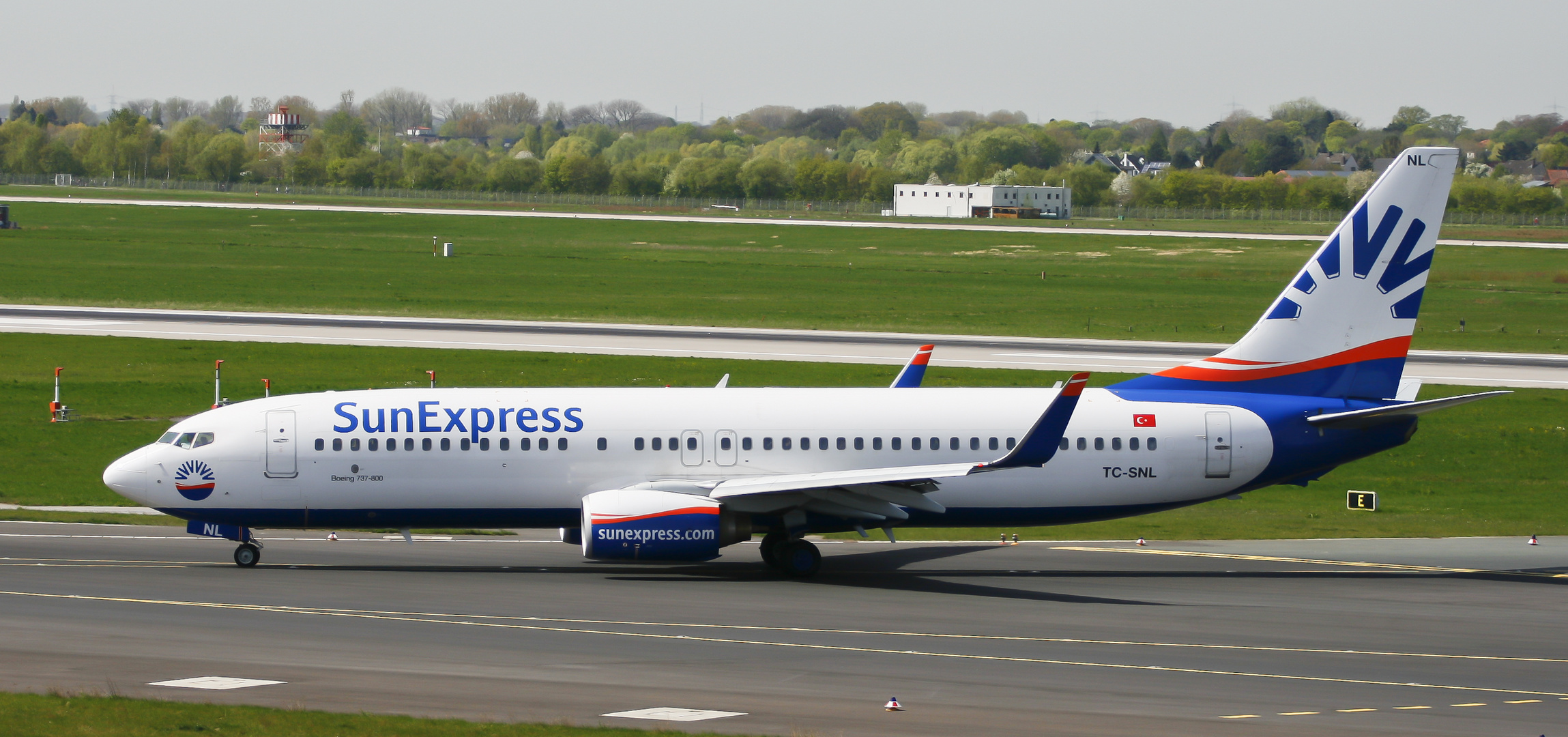 SunExpress Boeing 737-86N