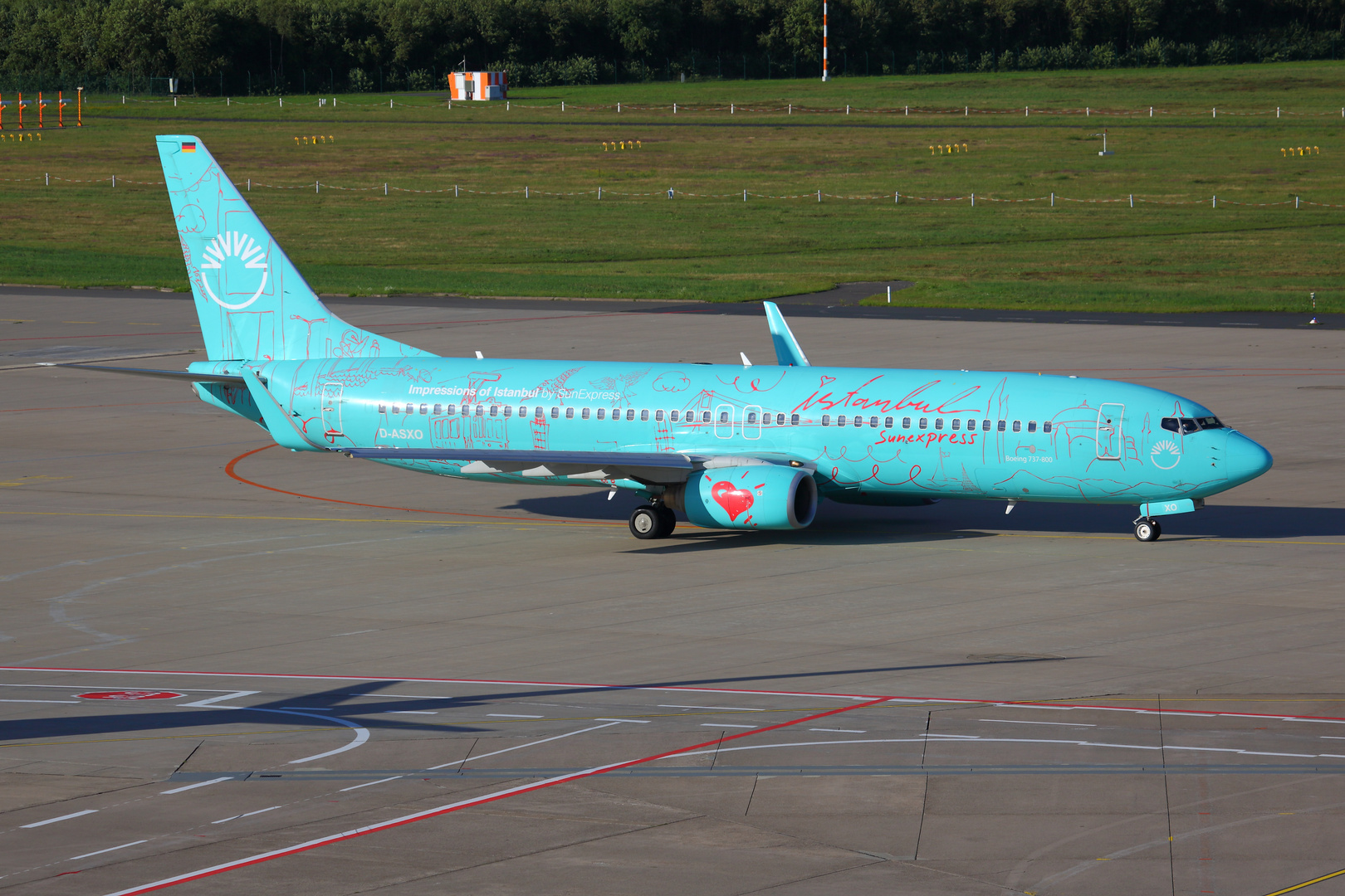 SunExpress Germany Boeing B737-800