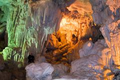 Sung Sot Grotte 2