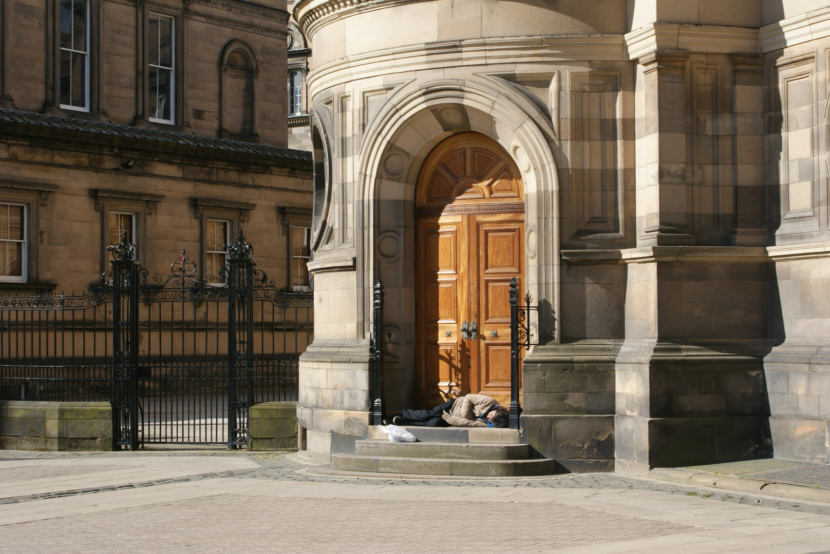 Sunny days in Edinburgh