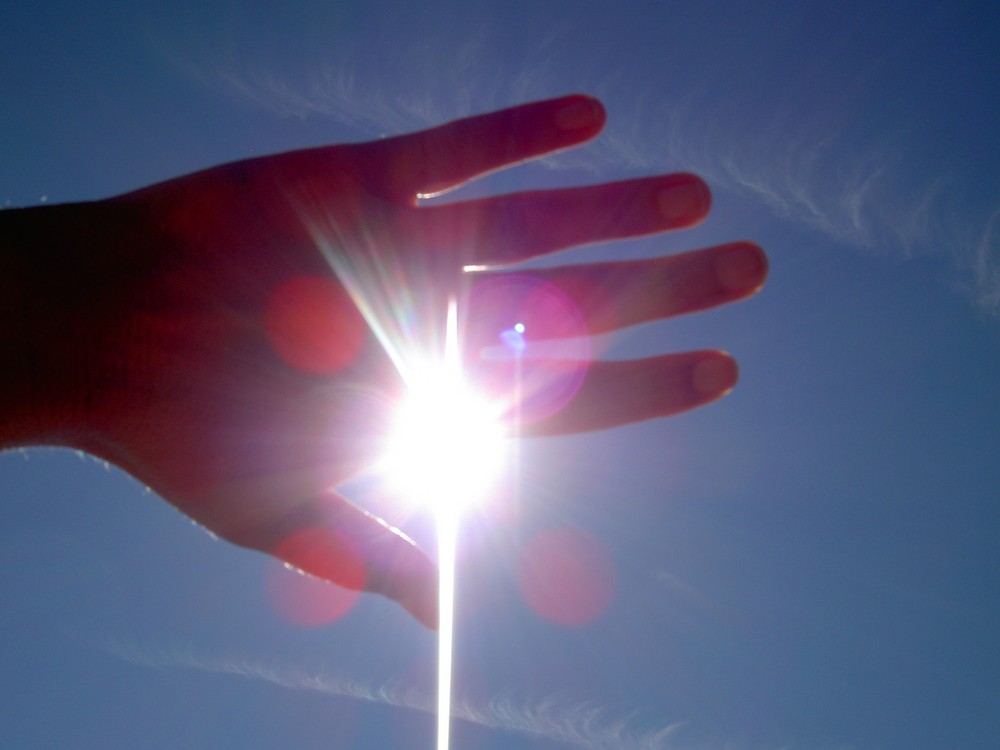 sunny hand