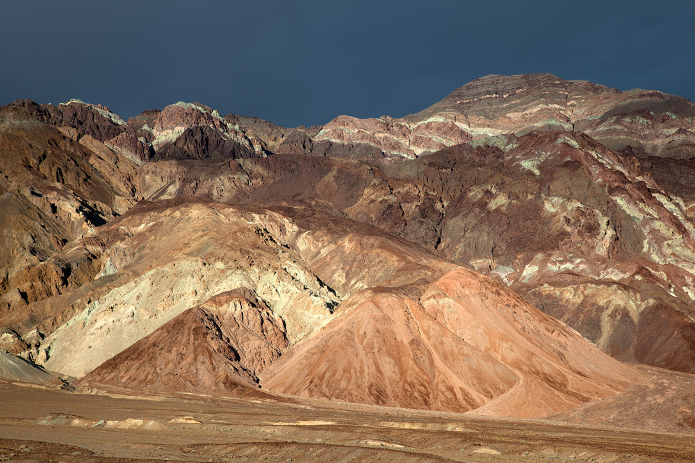 Sunny Moment @ Artist Drive (Death Valley)