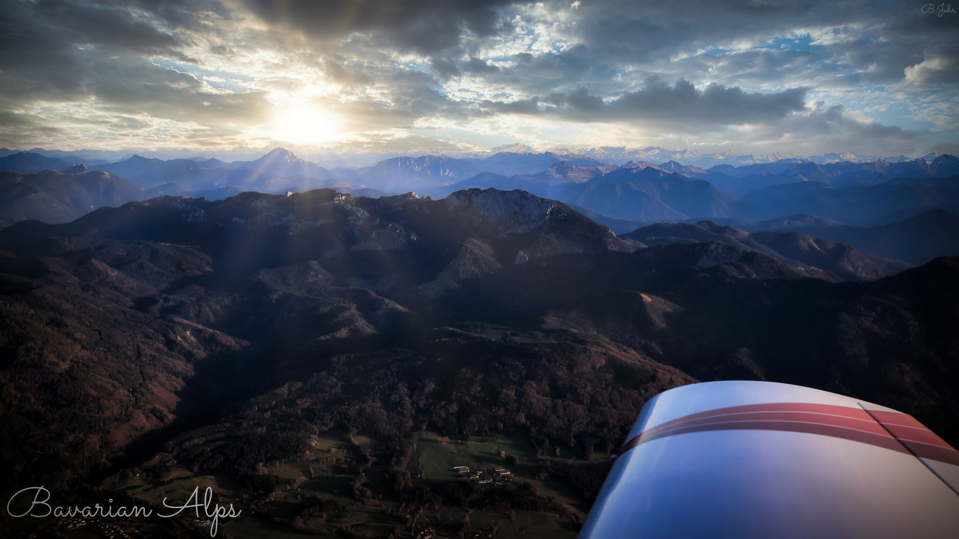 Sunrise above the Mountains