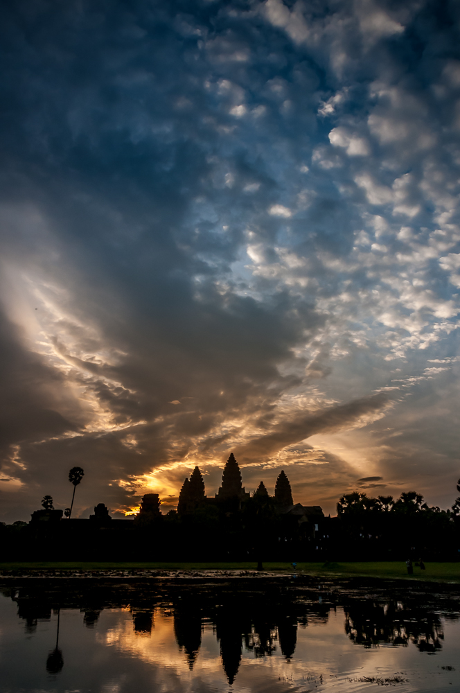 Sunrise at Akgkor Wat