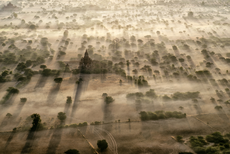 Sunrise at Bagan