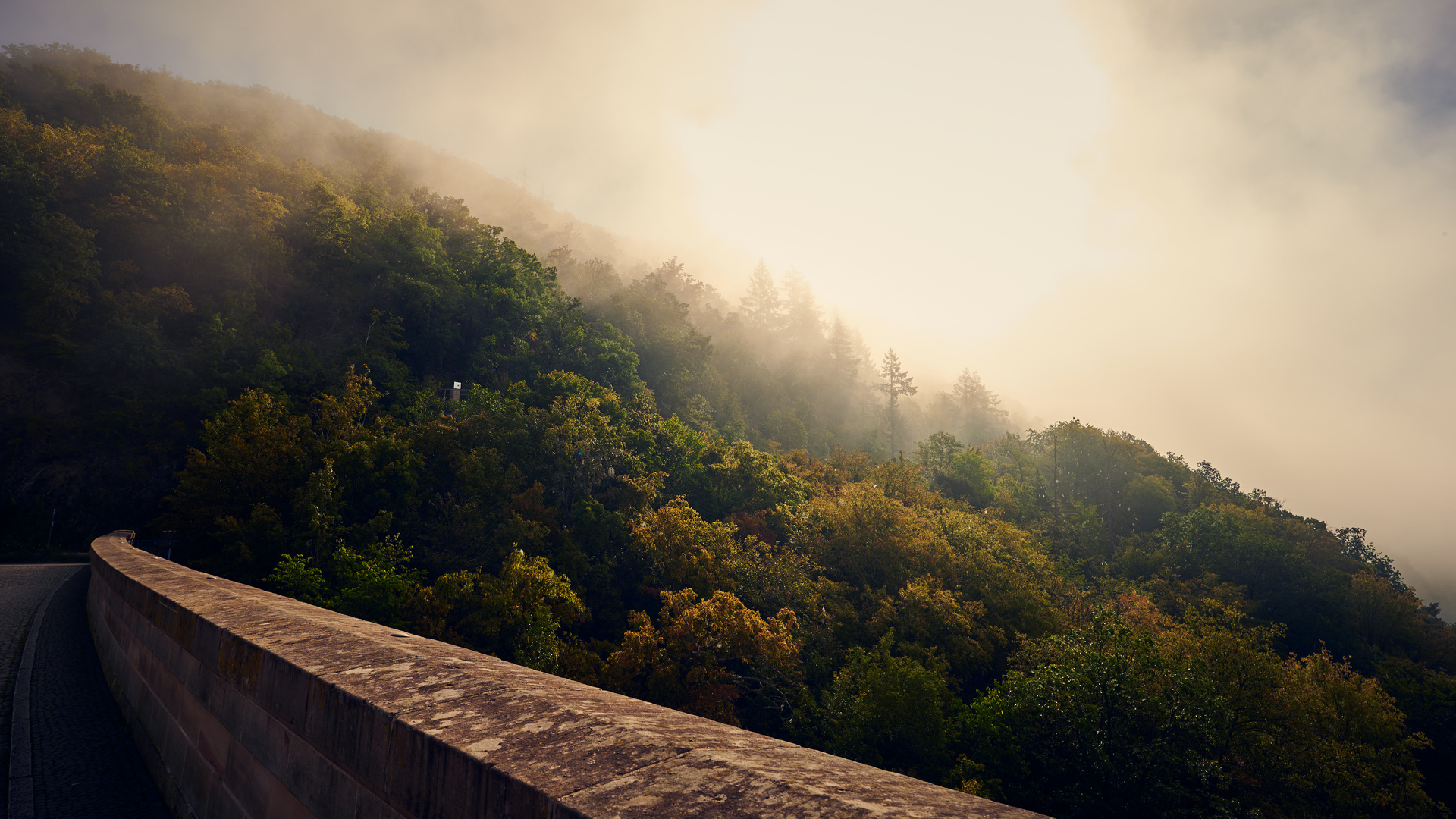 Sunrise at Edersee