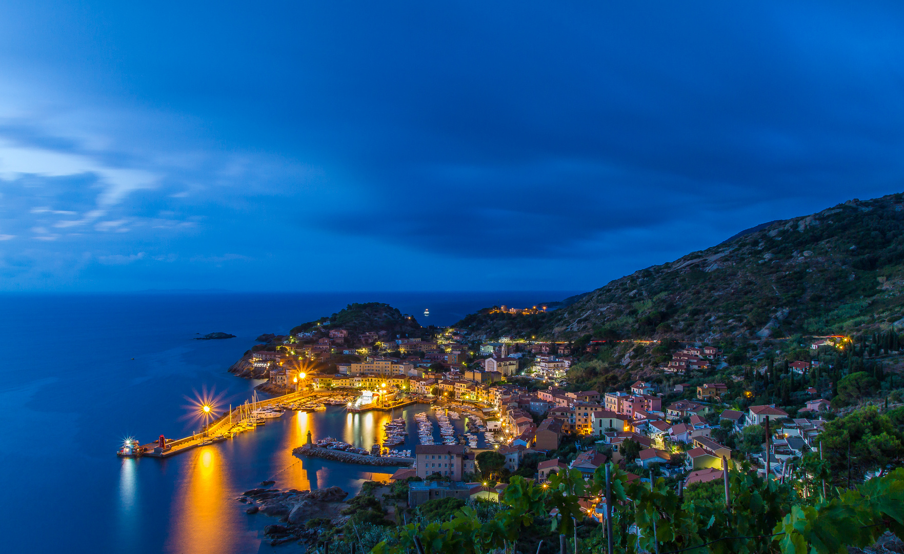 Sunrise at Giglio Island