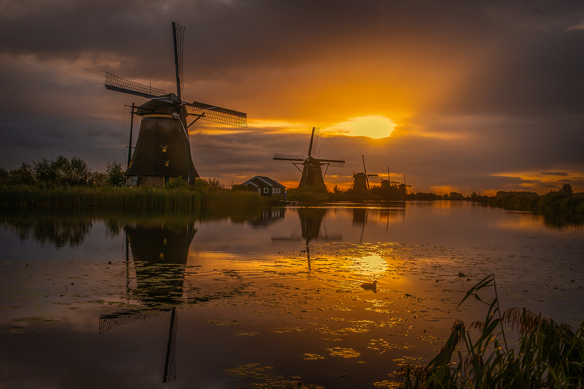 Sunrise at Kinderdijk