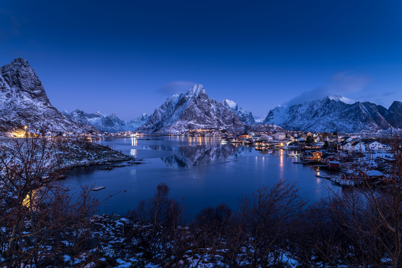 Sunrise at Reine