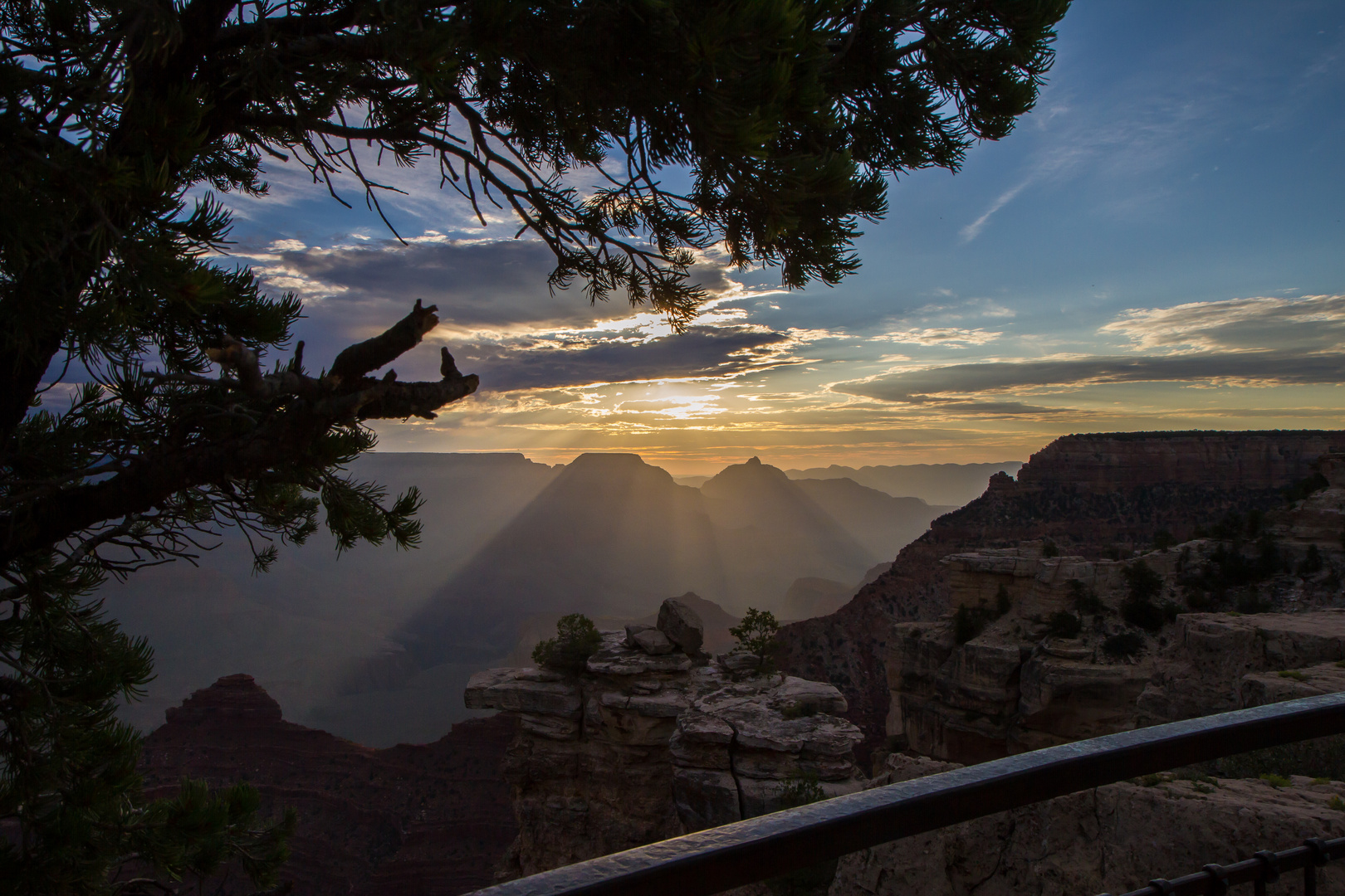 sunrise at the Grand Canyon