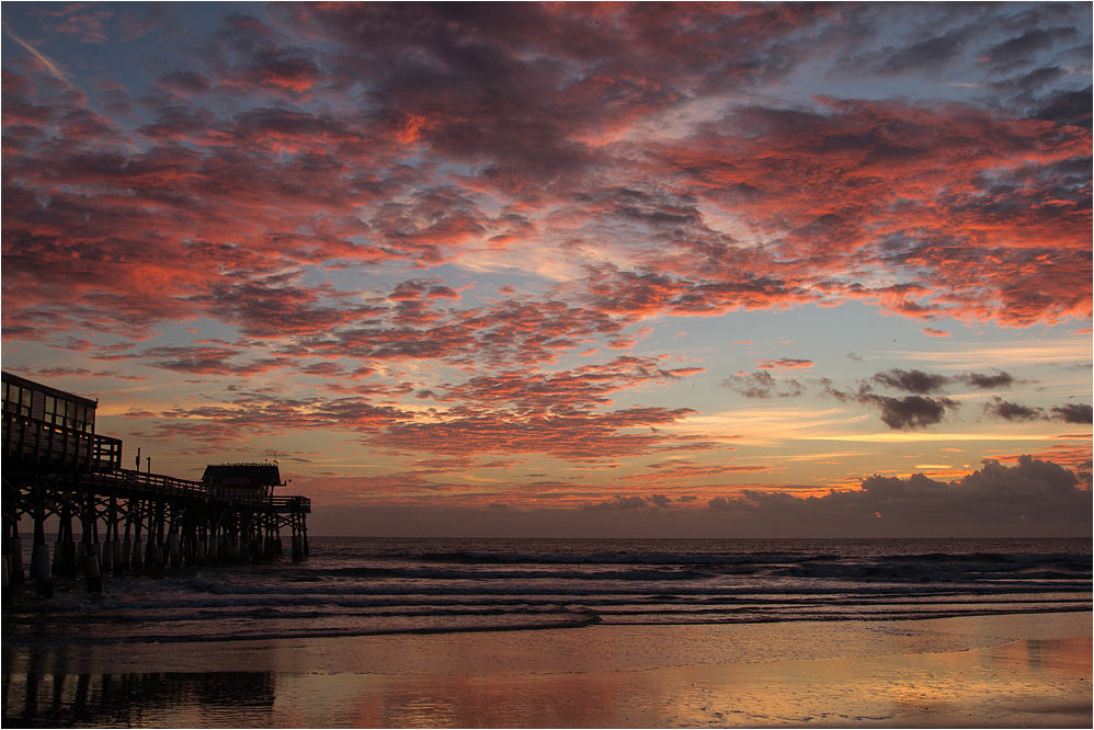 [ sunrise @ cocoa pier ]