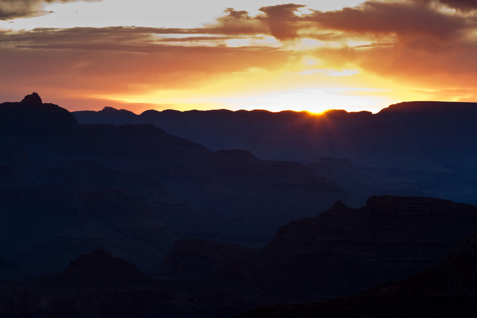 Sunrise Grand Canyon Yavapai Point