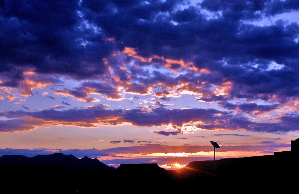 Sunrise, Hurricane Valley