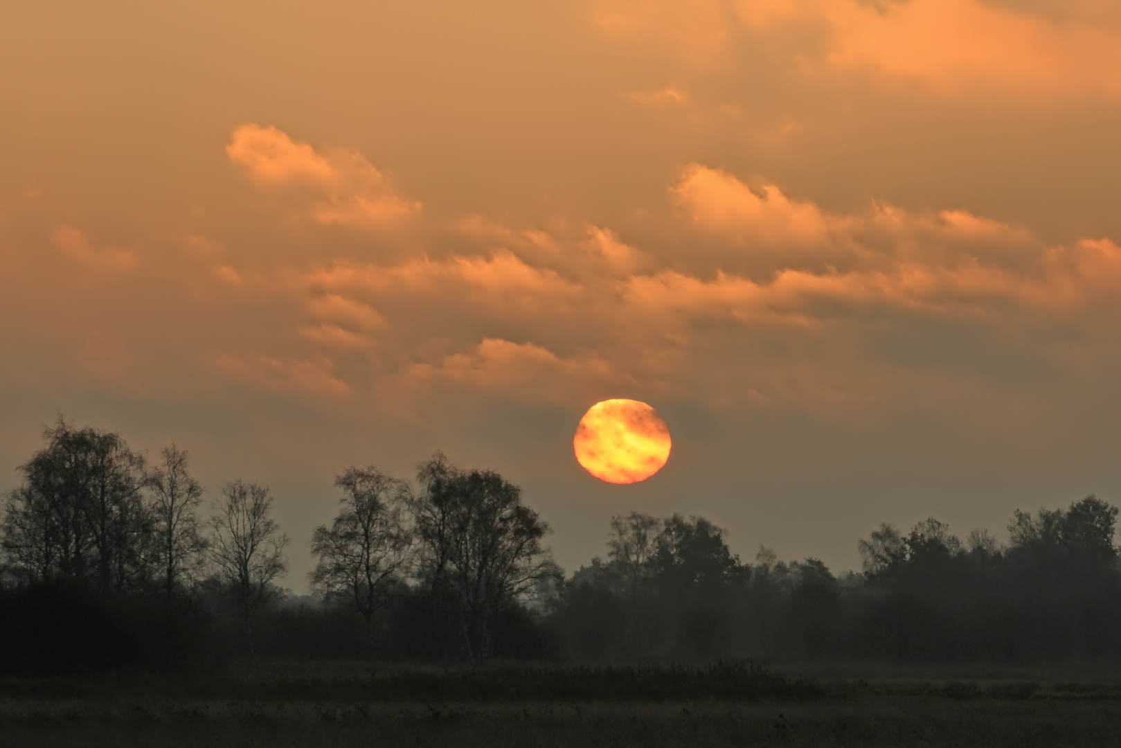 sunrise in late autumn - Sonnenaufgang im Spätherbst