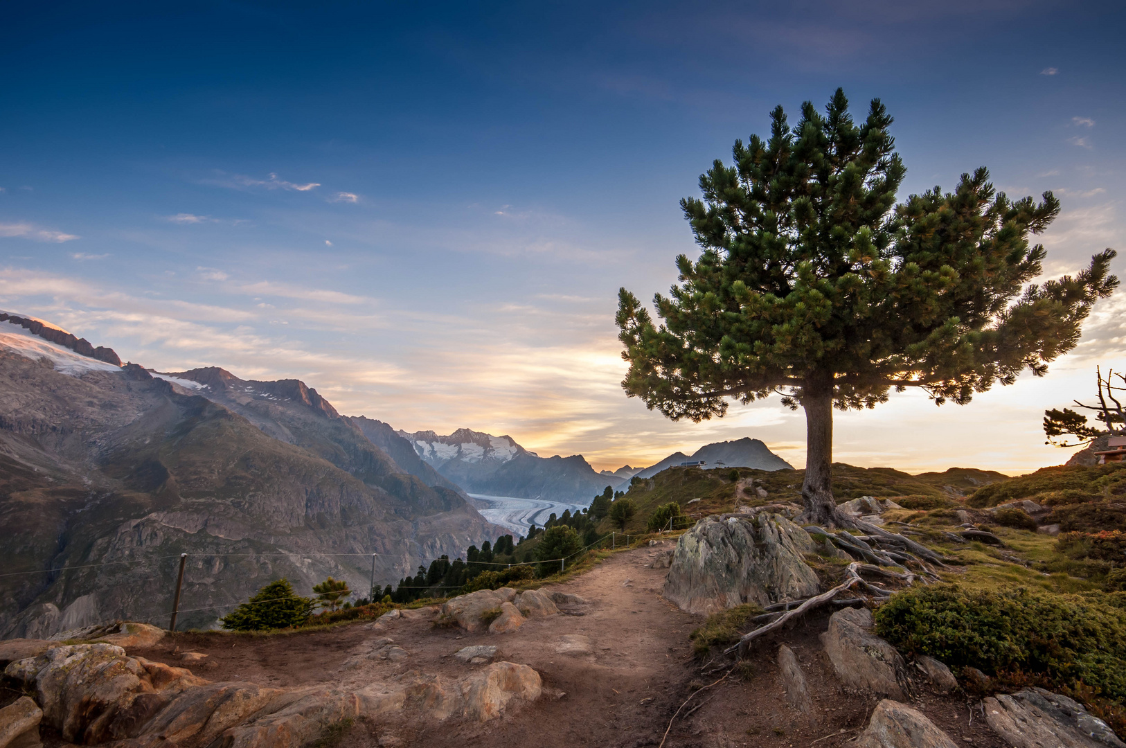 Sunrise in the swiss mountains