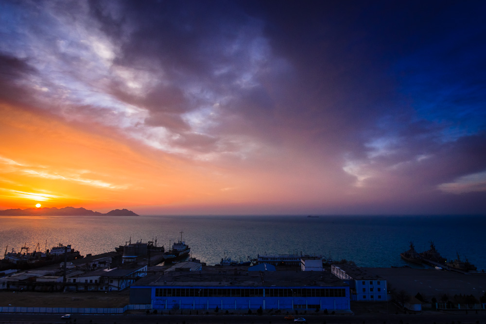 Sunrise in Türkmenbashy