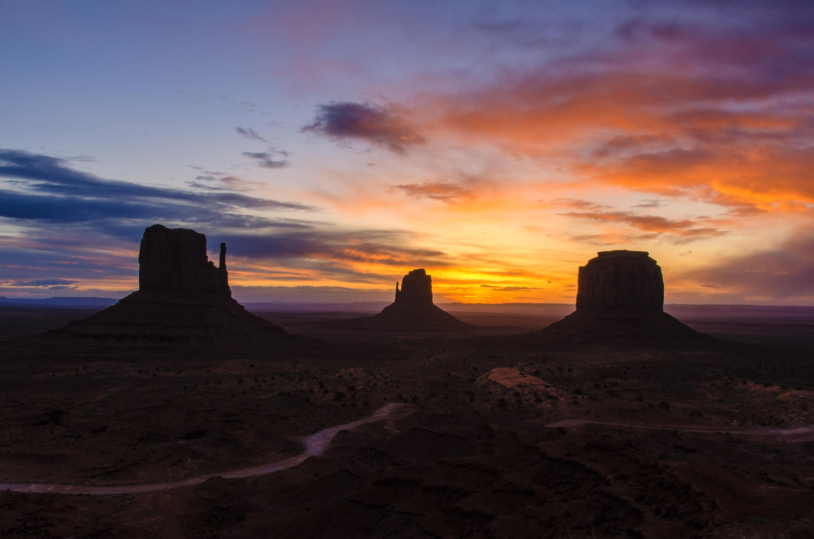 Sunrise Monument Valley