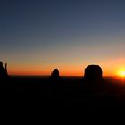 Sunrise Monument Valley