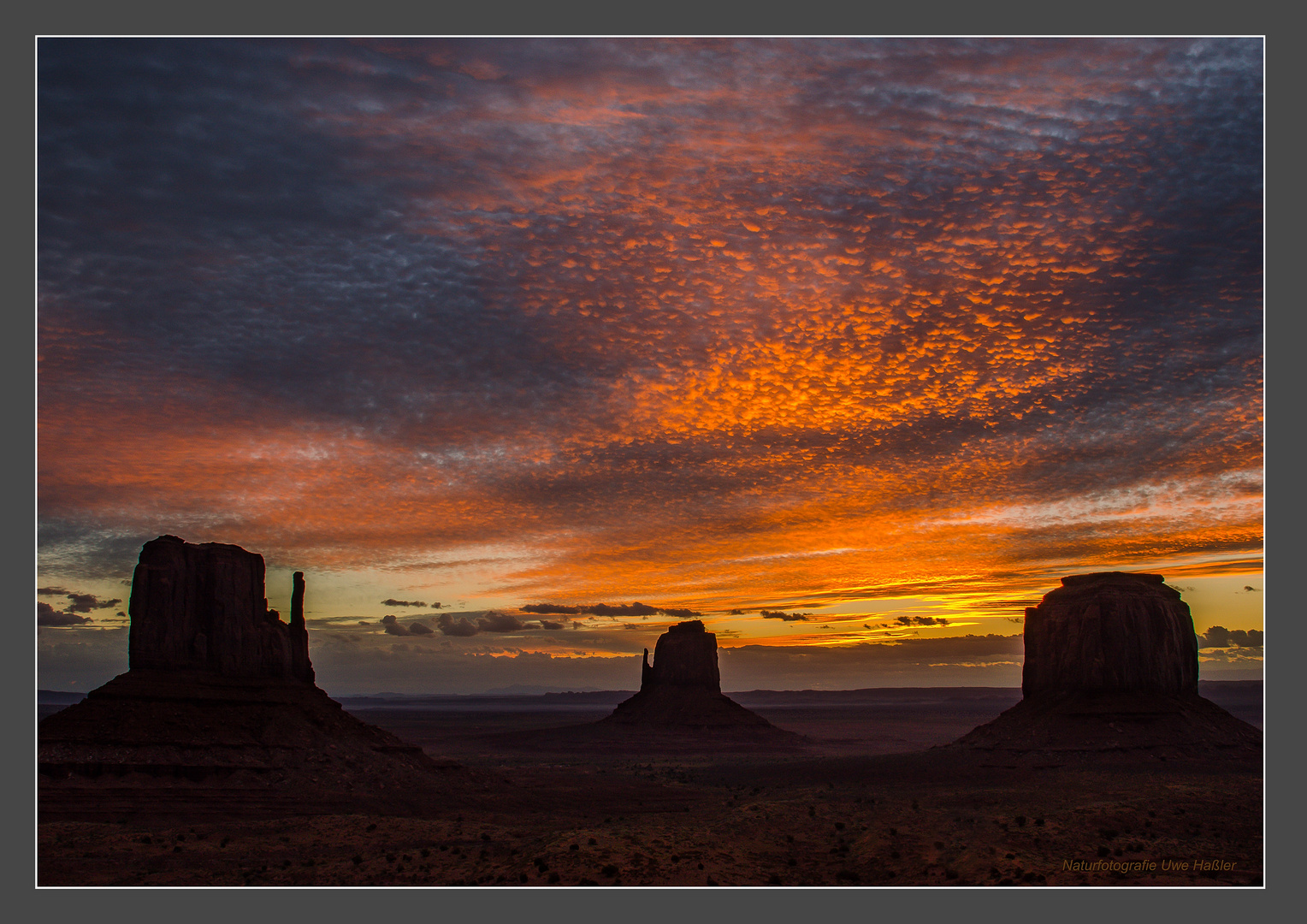 Sunrise Monument Valley