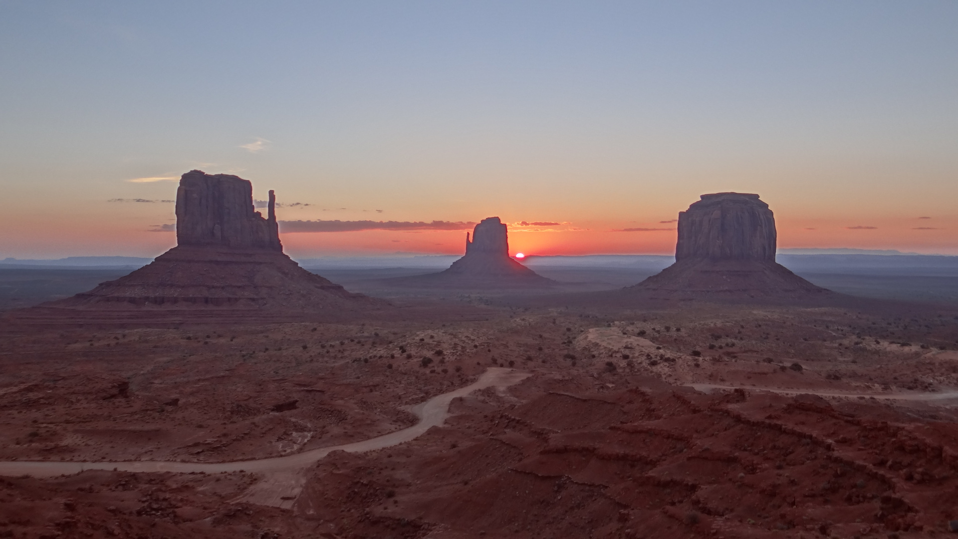 Sunrise Monument Valley