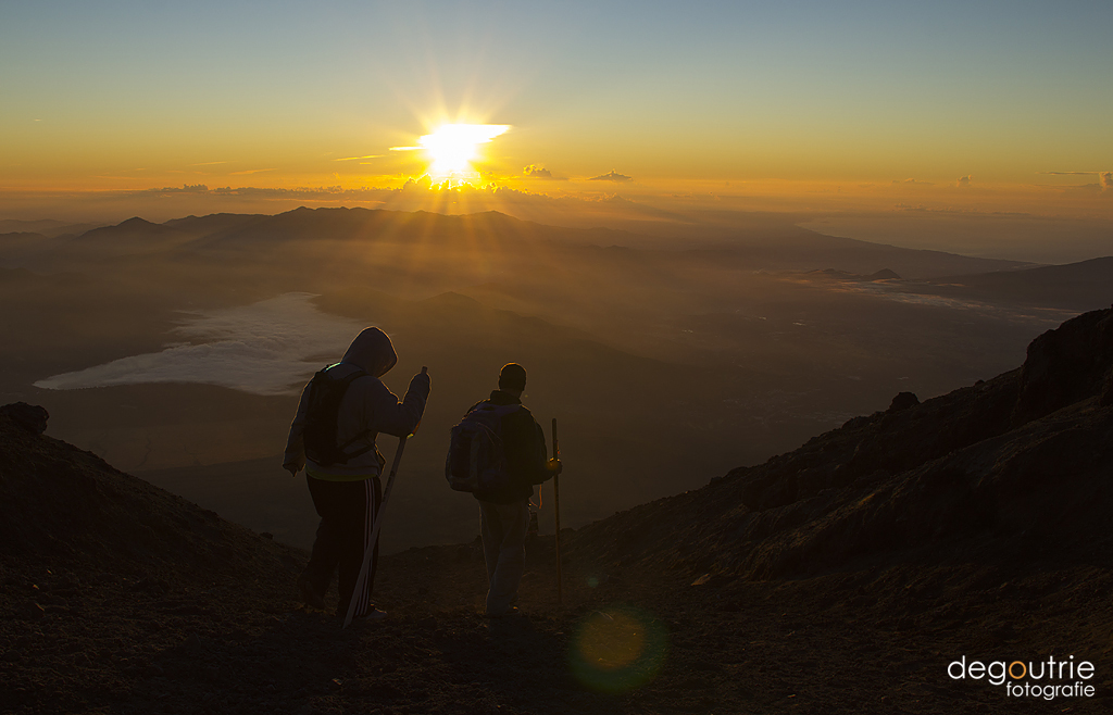 sunrise mount fuji